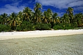 217 Aitutaki - Lagoon sailing - Maina island