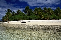 219 Aitutaki - Lagoon sailing - Maina island